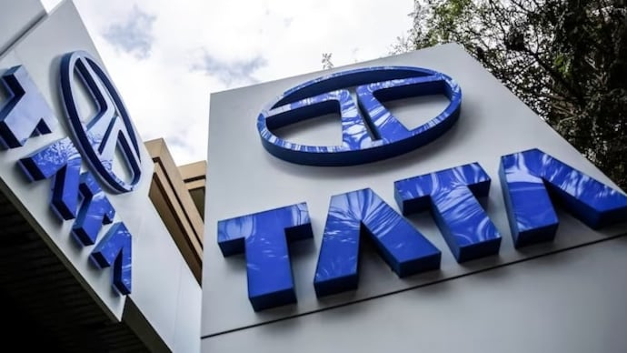 Tata Motors Shares Surge 2% on Moody’s Rating Upgrade