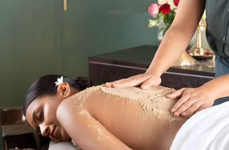 Udwarthanam Therapy for Weight Loss & Detox: Ayurvedic Powder Massage Explained