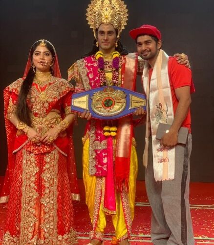 Anuj Kumar Singh Attends Girgaon Chowpatty Ramleela as Special Guest, Encourages Youth to Embrace Cultural Heritage